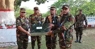 পার্বত্য চট্টগ্রামে সেনা ক্যাম্প পরিদর্শন করলেন সেনাপ্রধান